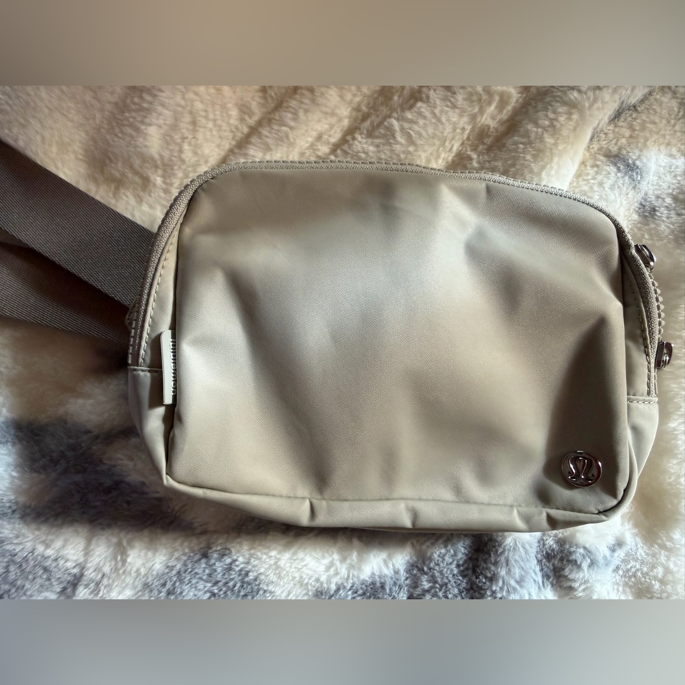 Stylish Beige Crossbody Bag lululemon